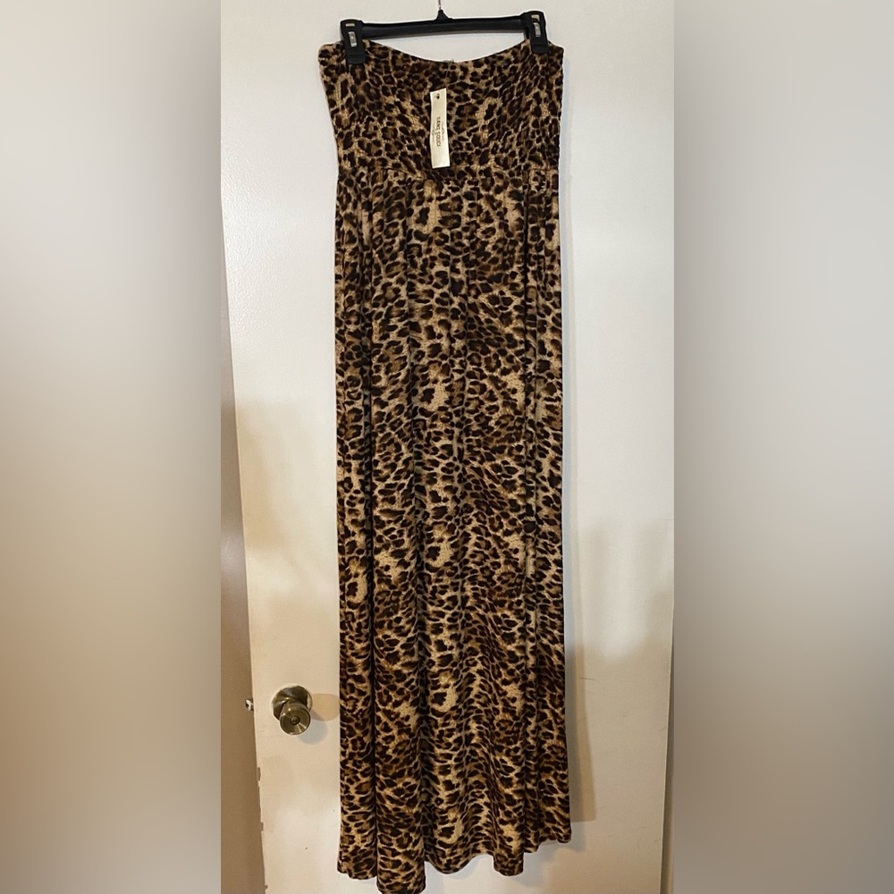 Leopard Print Strapless Maxi Dress